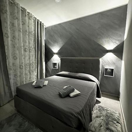 カターニア Urban House Bed & Breakfast エクステリア 写真